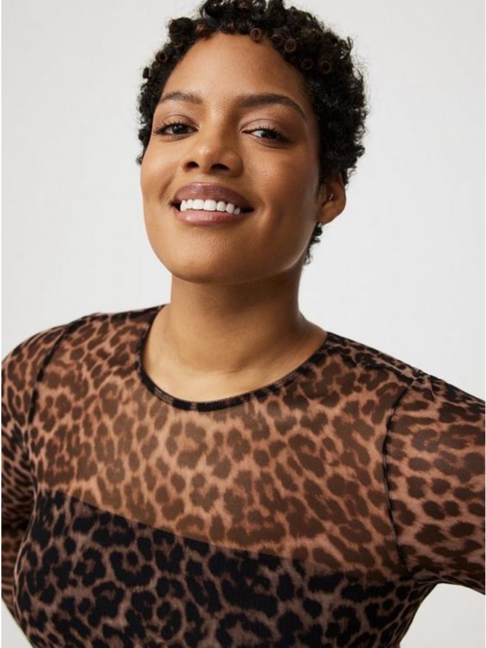 Torrid Under It All Leopard Print Sheer Mesh Cropped Long Sleeve Top - Size 0/12 - Picture 2 of 6